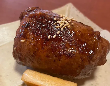 肉巻きおにぎり（焼肉・たべもの処 松風）